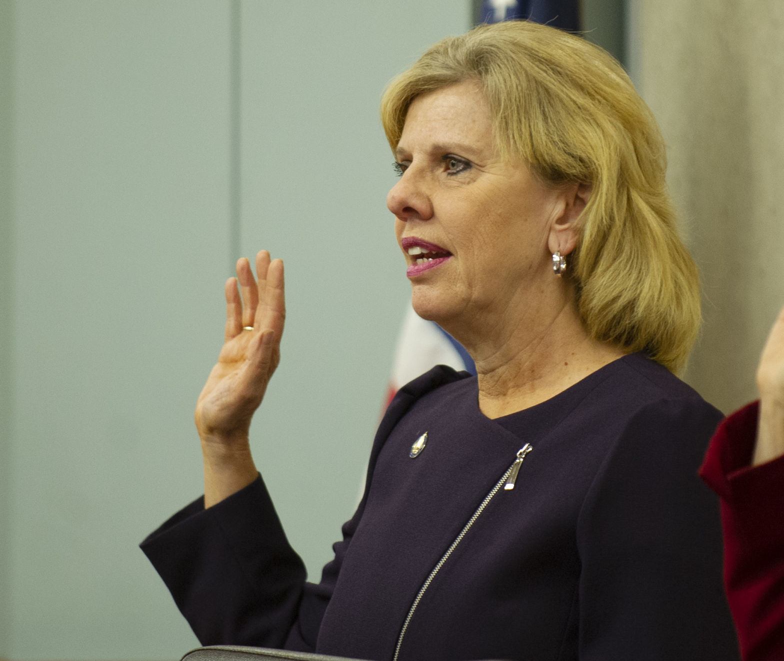 Swearing-in New Mayor Leirion Gaylor Baird, 5.20